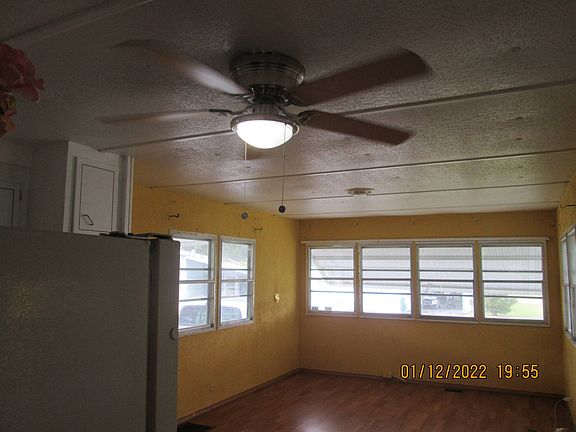 2nd image of 1655 Parkgate Dr