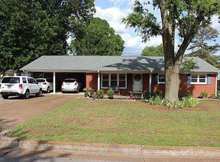 2210 Estaline Dr, Florence, AL 35630