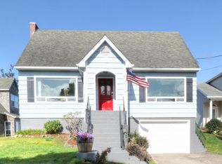 528 SW Smith Ct, Newport, OR 97365