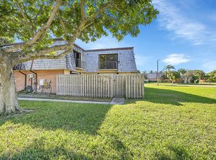 128 Lake Arbor Dr, Palm Springs, FL 33461