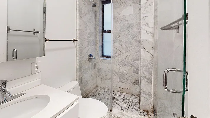 Rented by Living New York | media 33