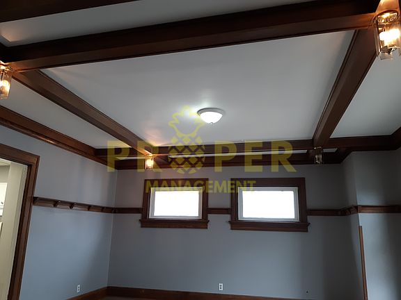 3rd image of 921 Ferndale Ave