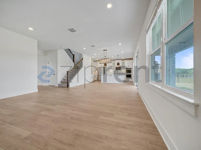 534 Sun Chaser Dr — Photo 10