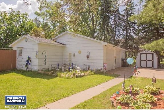 Detached Garage North side