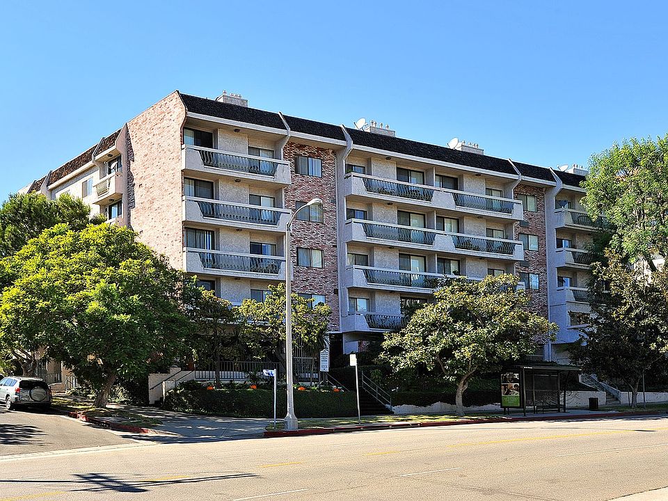 1st image of 1293 S Beverly Glen Blvd APT 105