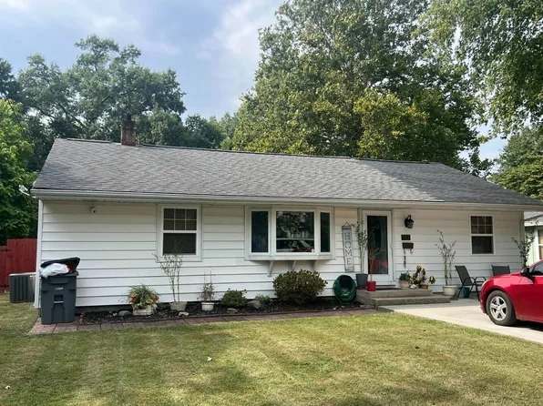 325 Ellison St, Carlinville, IL 62626