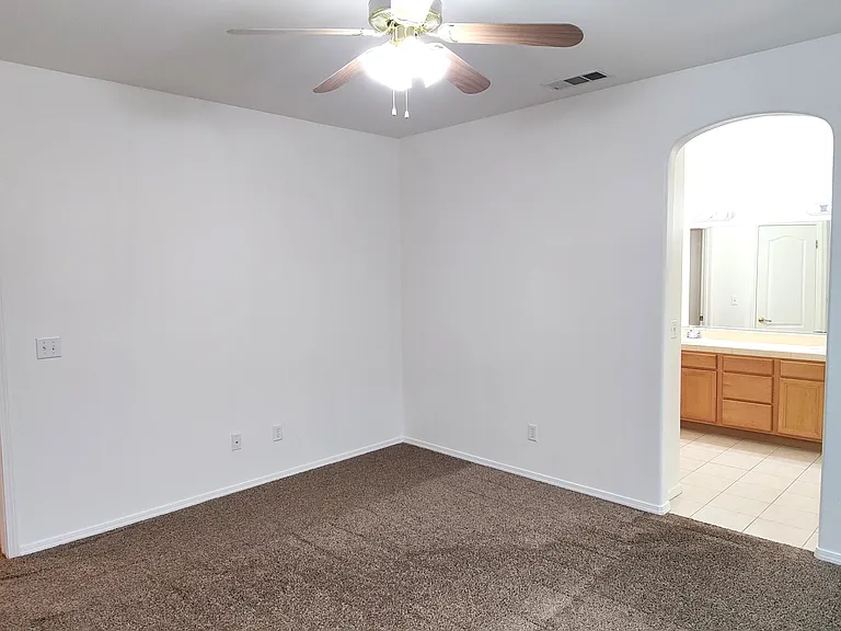 60 W Brittany Ln — Photo 16
