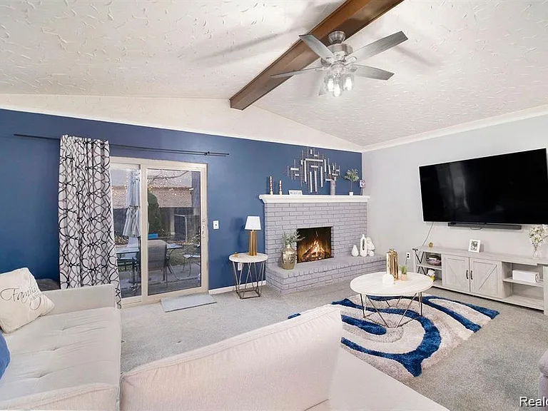 41720 Mary Kay Dr — Photo 5