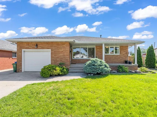 424 Laporte Ave, Windsor, ON N8S 3R2