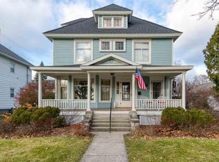336 7th St, Traverse City, MI 49684