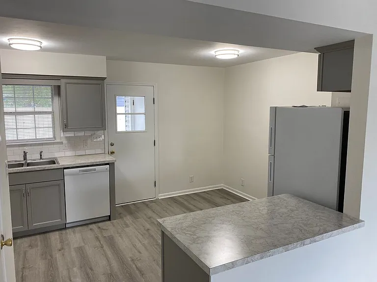 6301 Timberline St #G — Photo 2