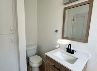 3366 Roosevelt St #11248146, Carlsbad, CA 92008