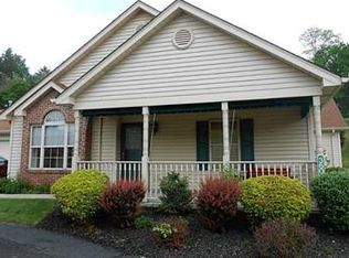 360 Allandale Dr, Bethel Park, PA
