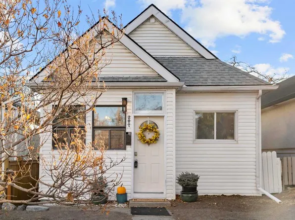 207 N 31st Ave NW, Calgary, AB T2M 2P3