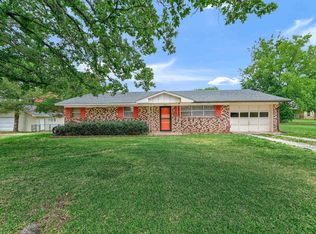 1187 Desvoignes Rd, Denison, TX 75021