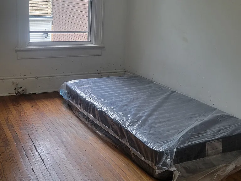 89 Claremont St #2 — Photo 4