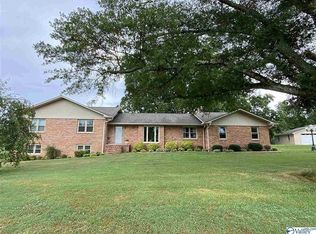 101 Winfrey Rd, Boaz, AL 35957