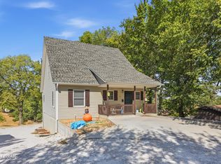 3322 S Moffet Ave, Joplin, MO 64804
