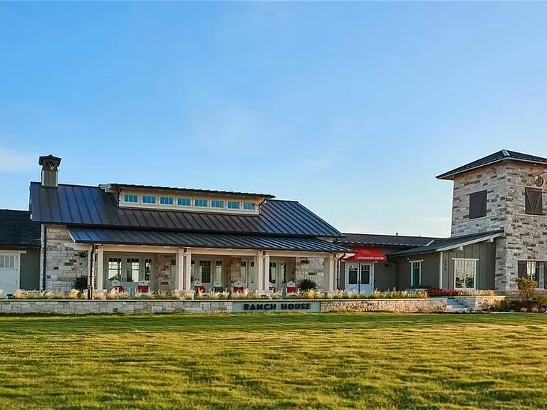 401 Inspiration Dr — Photo 4