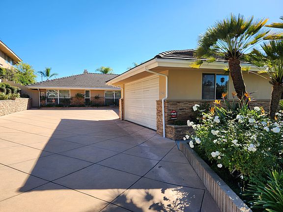 5th image of 2034 Vista Ave