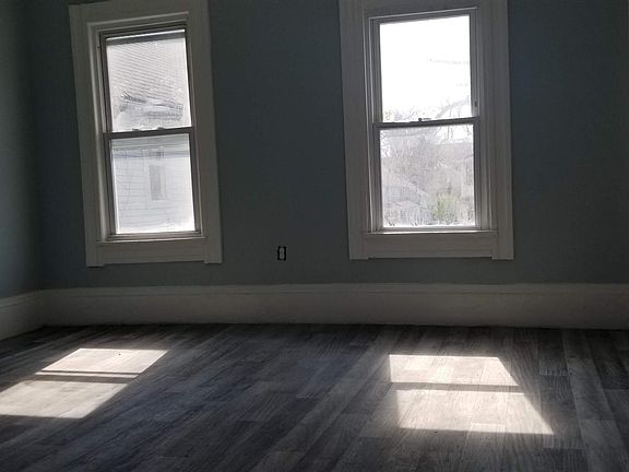 5th image of 1737 E 33rd St