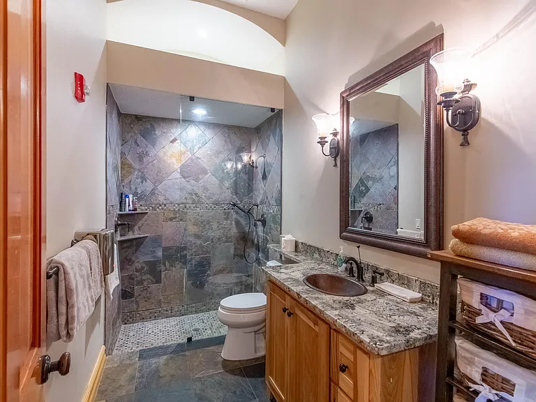14943 Paddock Dr — Photo 18