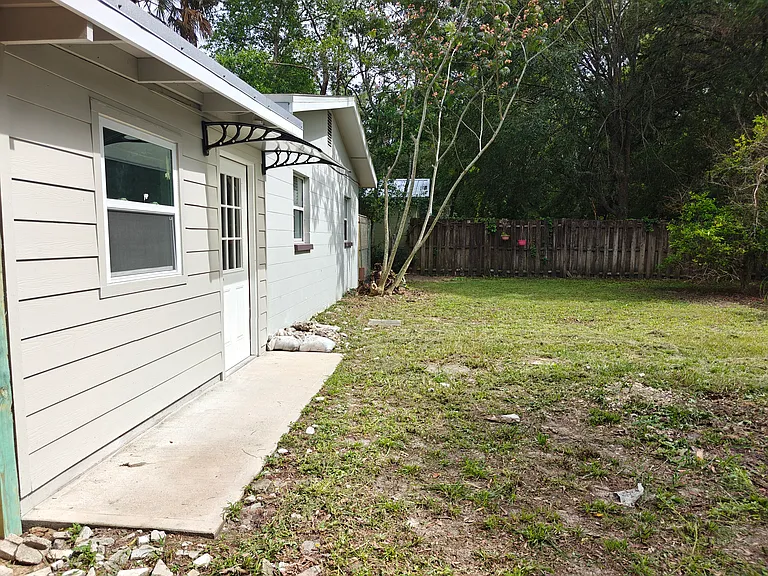 3132 NW 9th St — Photo 15