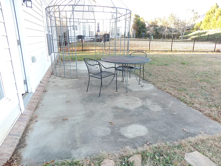 12544 Honeychurch St — Photo 22