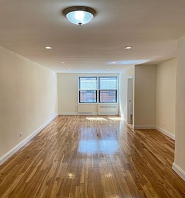 2nd image of 10850 62nd Dr APT 5G