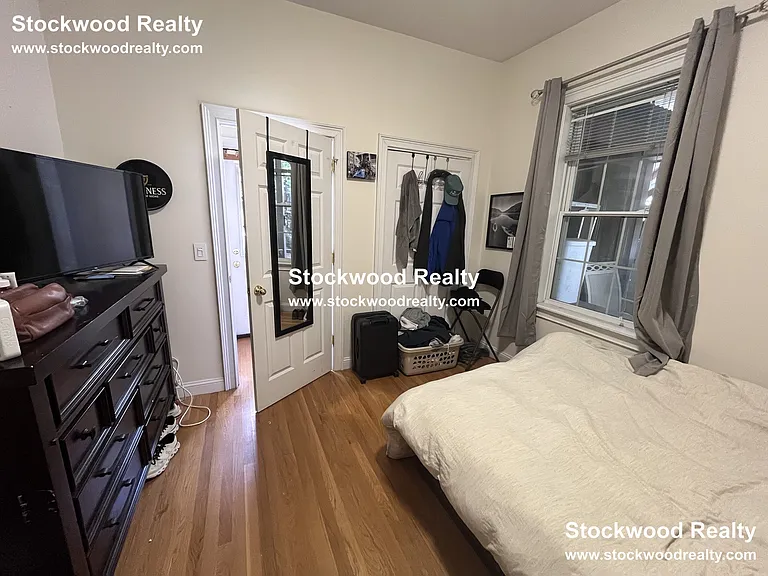 16 Gates St #1 — Photo 16