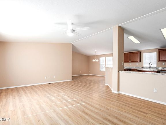 4th image of 6928 W Linda Sue Ln