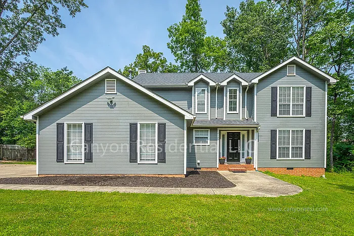 2127 Morris Hill Rd — Photo 1