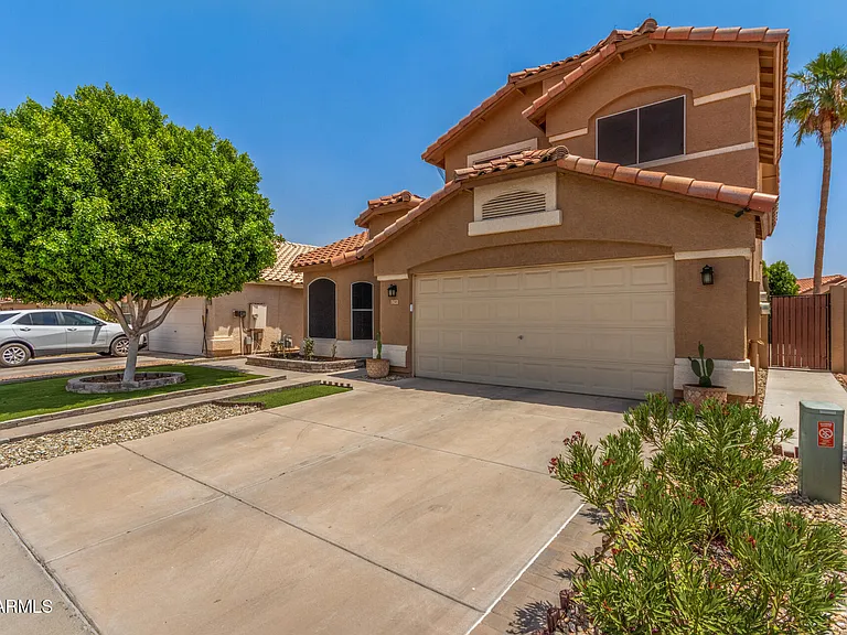 12545 W Cambridge Ave — Photo 3