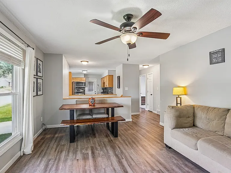 4800 Candlewick Dr — Photo 4
