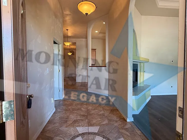 4648 Mesa Rico Dr — Photo 2