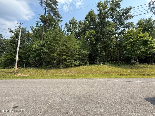 Katherine Dr, Crossville, TN 38555