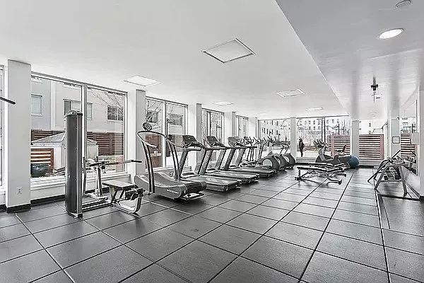 Rented by Compass | media 9