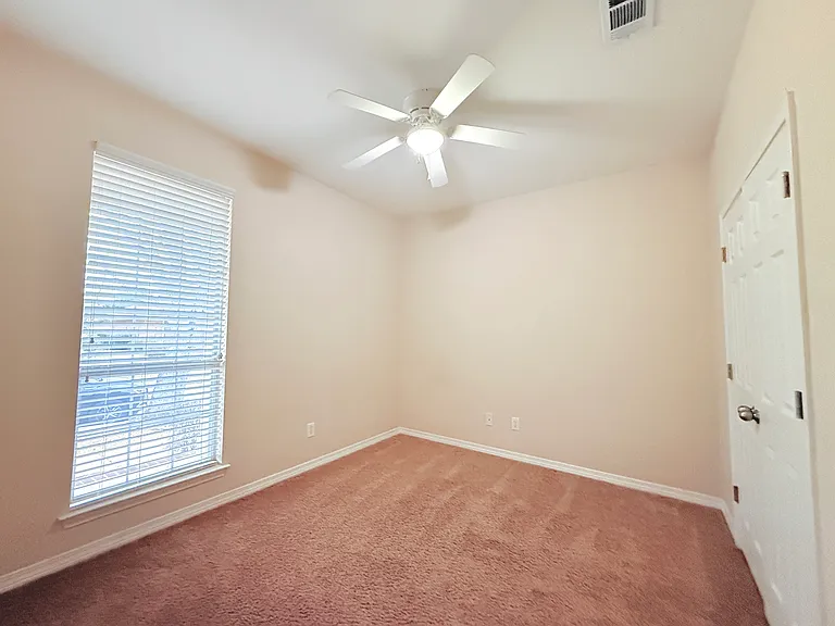 29956 Saint Barbara St — Photo 4