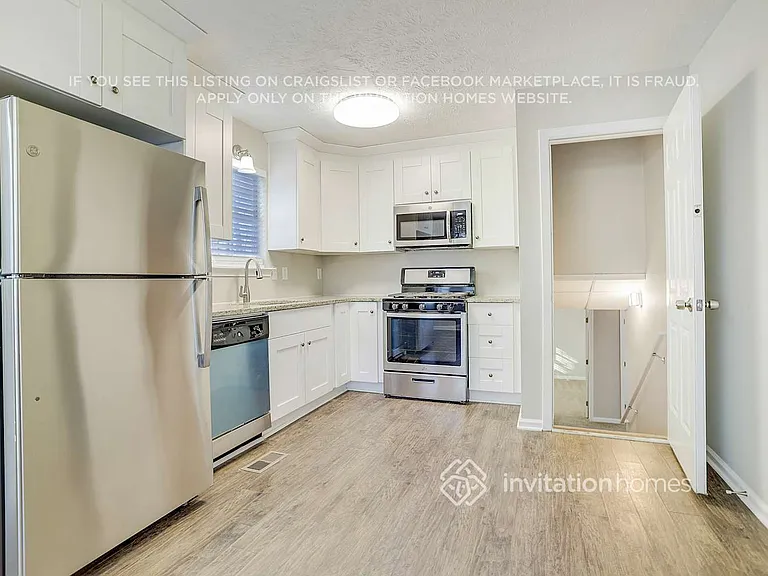 131 Halehaven Dr — Photo 8