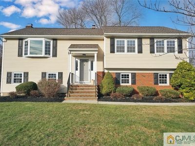 17 Pineywoods Dr, Hillsborough, NJ, 08844