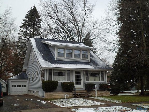 3rd image of 221 Snyder Ave