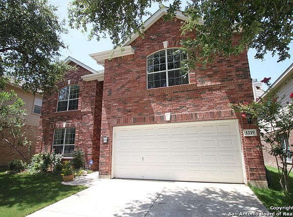 3rd image of 1219 Sonesta Ln