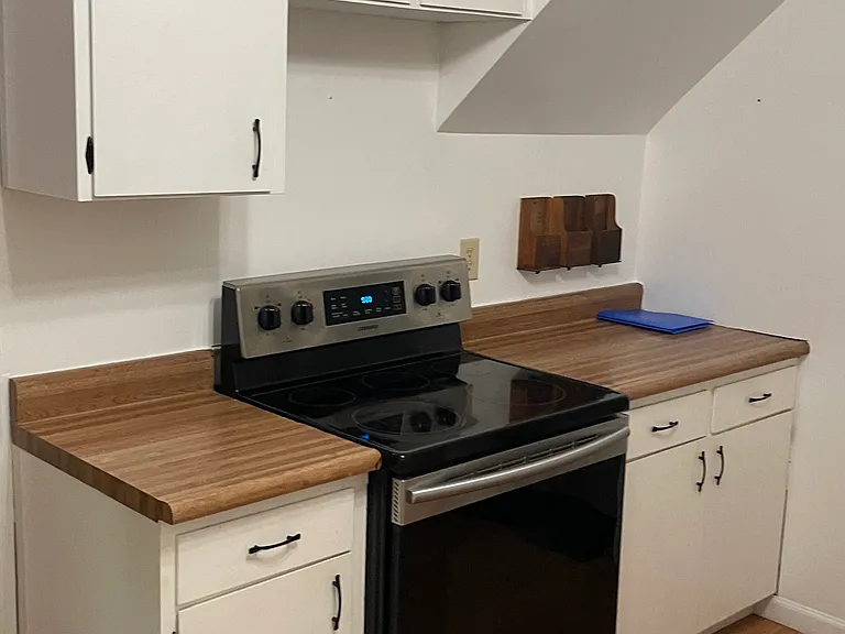 417 W Ferry St — Photo 8