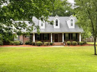 2320 Ridgewood Dr, Laurel, MS 39440