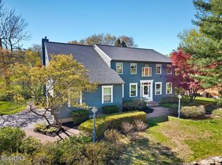 11 Fox Run, Latham, NY 12110