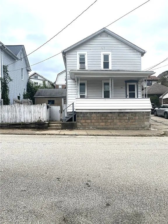 617 E 8th Ave photo 1