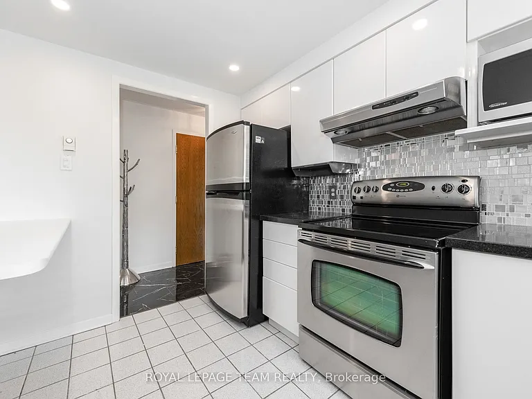 939 N River Rd #105 — Photo 5