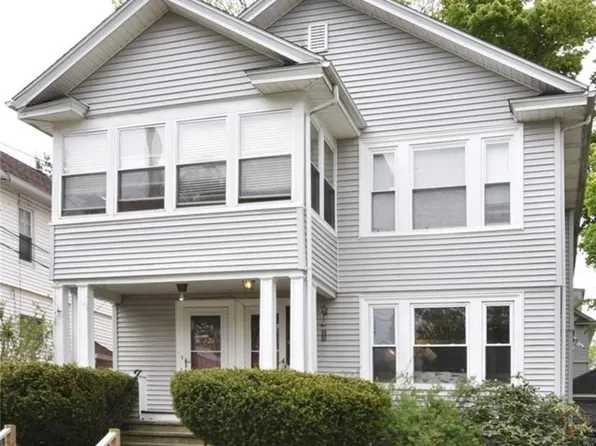 126-128 Colonial Rd, Providence, RI 02906