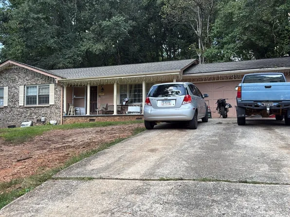 6495 Revena Dr, Morrow, GA 30260