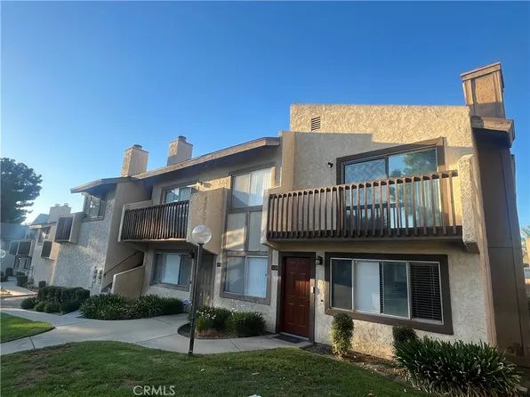 1251 S Meadow Ln APT 122, Colton, CA 92324